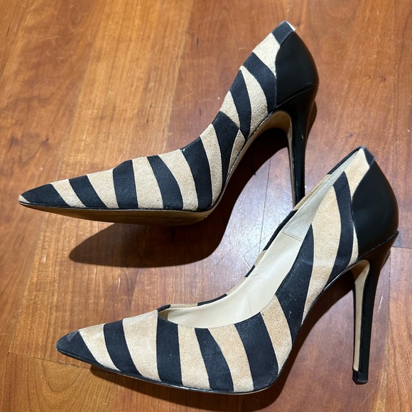 Zara Woman Striped Tan and Black Suede Pumps size EU 40. - Picture 2 of 8